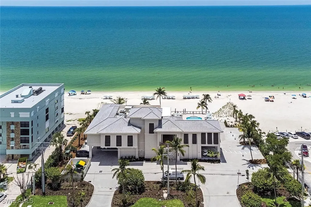 15520 Monterosso Lane Naples FL 34110