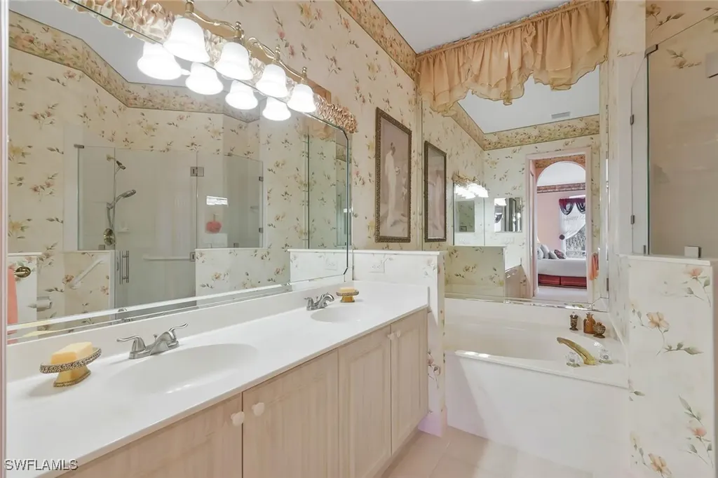 5852 Northridge Drive Naples FL 34110