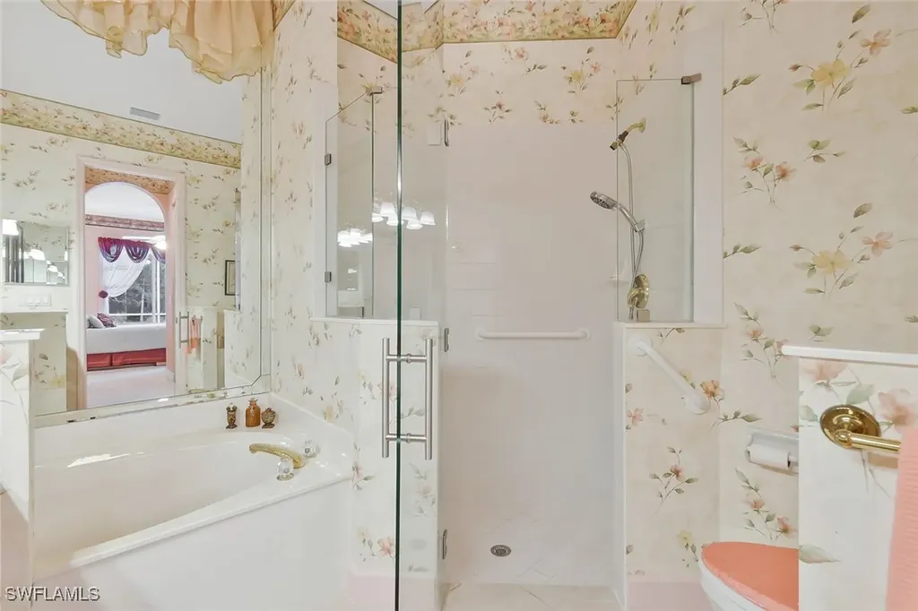5852 Northridge Drive Naples FL 34110