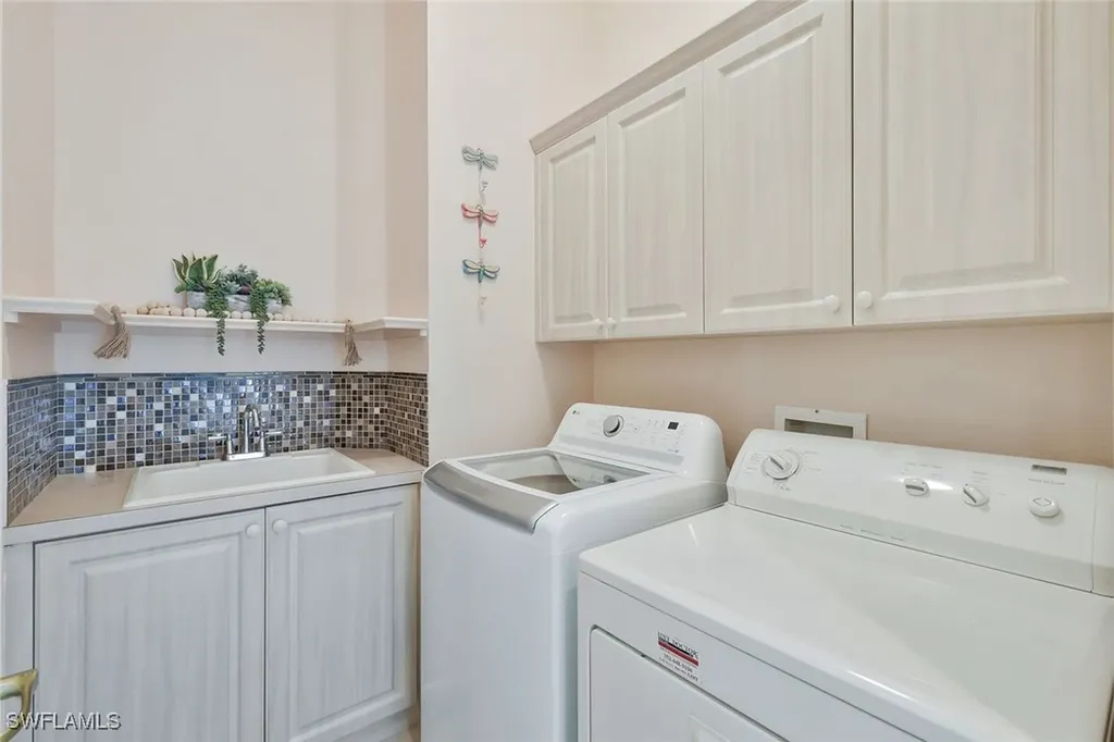 5852 Northridge Drive Naples FL 34110