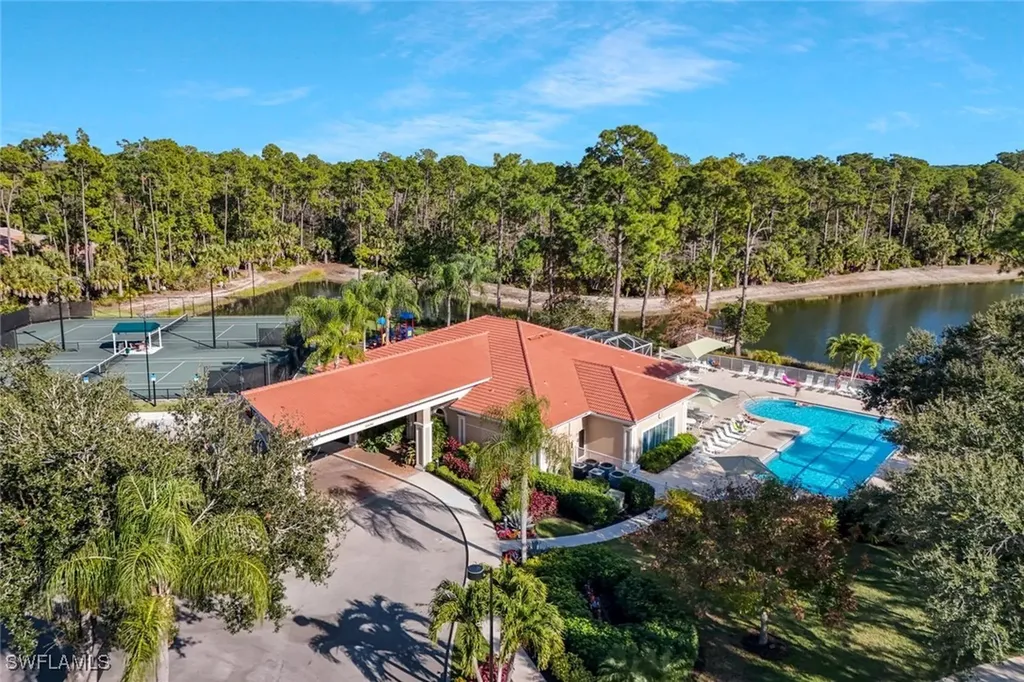 5852 Northridge Drive Naples FL 34110