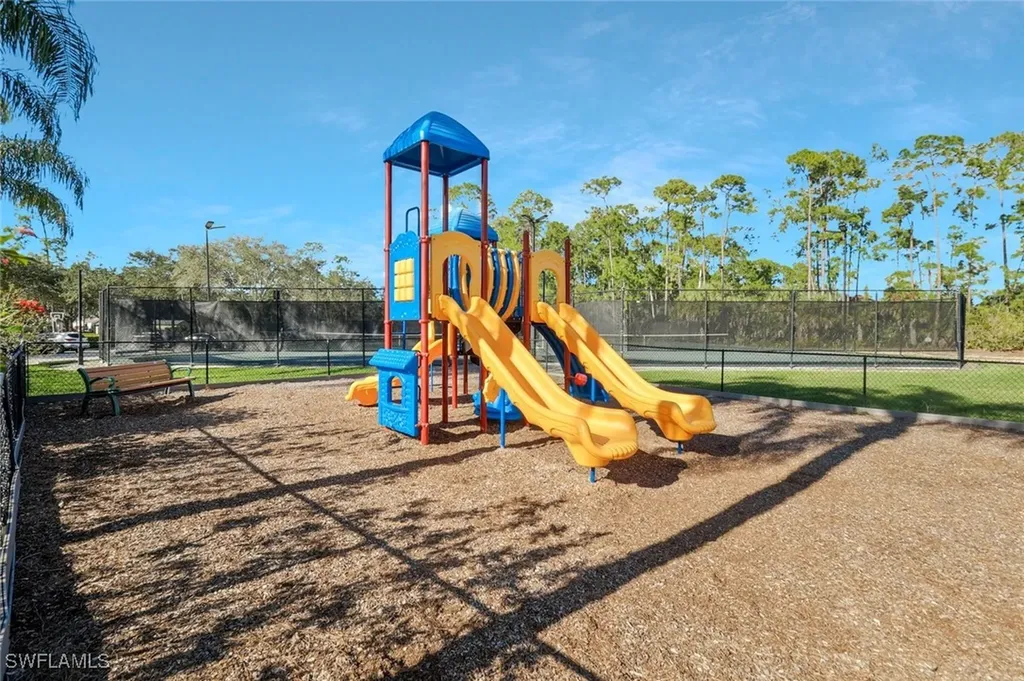 5852 Northridge Drive Naples FL 34110