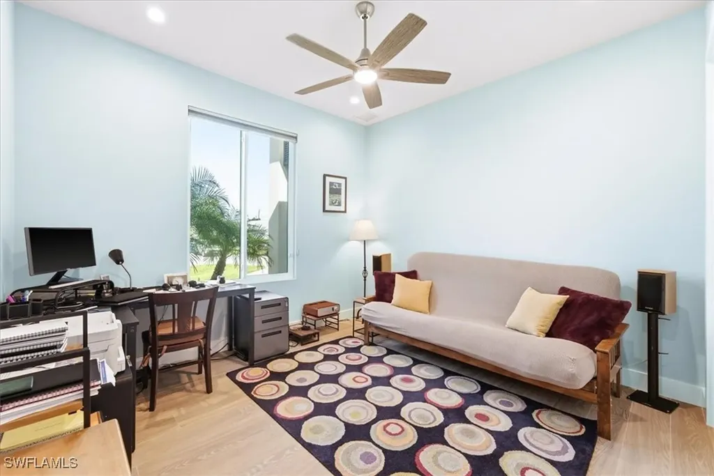 526 104th Avenue N Naples FL 34108