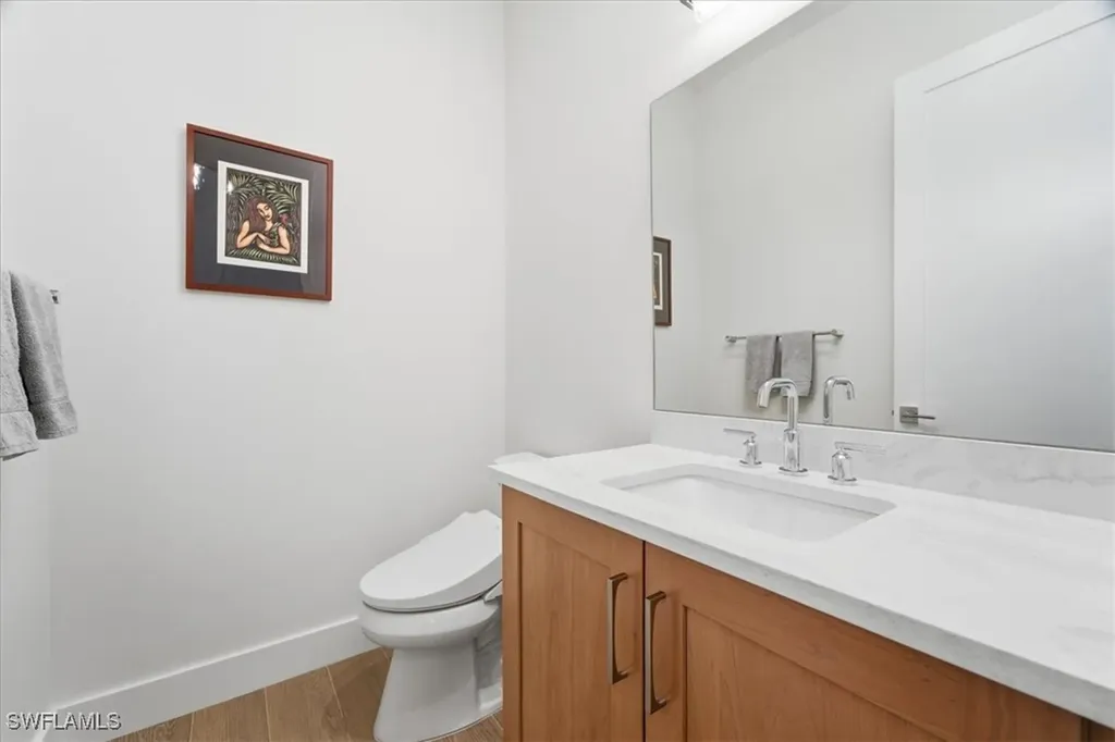 526 104th Avenue N Naples FL 34108