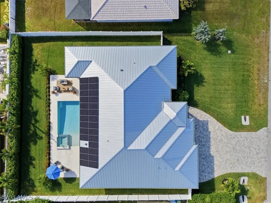 526 104th Avenue N Naples FL 34108