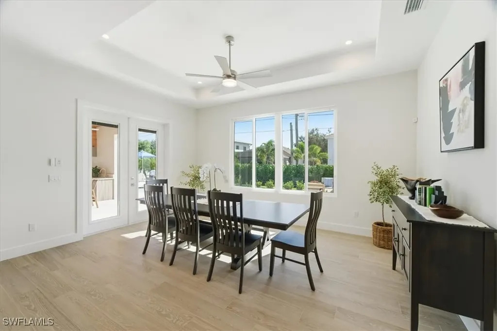 526 104th Avenue N Naples FL 34108