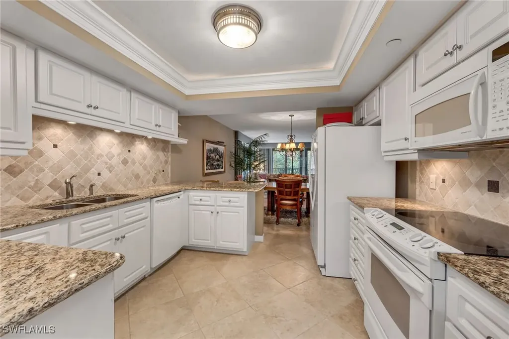 6040 Pelican Bay Boulevard Naples FL 34108