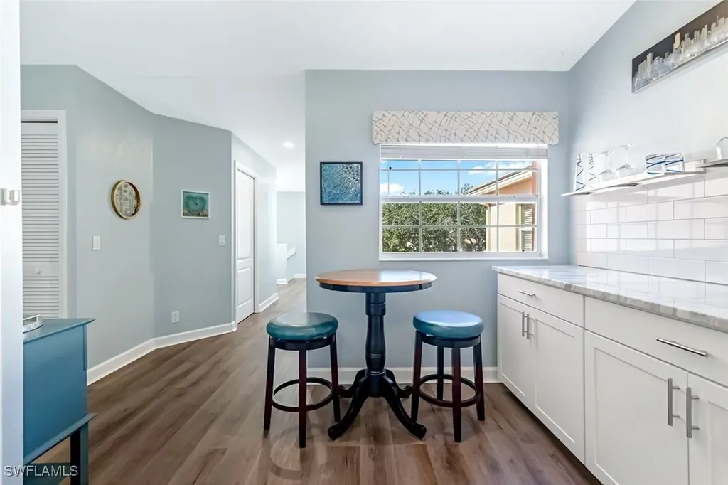 524 Lake Louise Circle Naples FL 34110