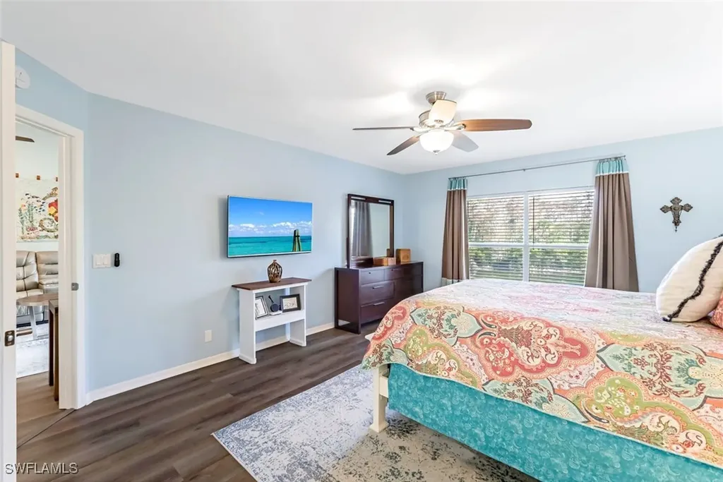 524 Lake Louise Circle Naples FL 34110