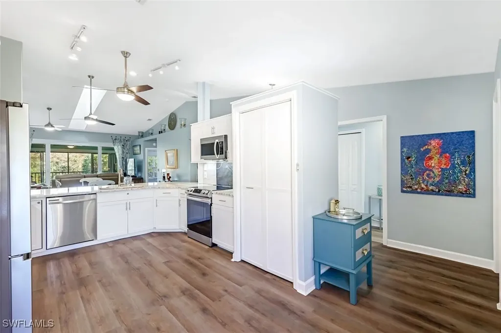 524 Lake Louise Circle Naples FL 34110