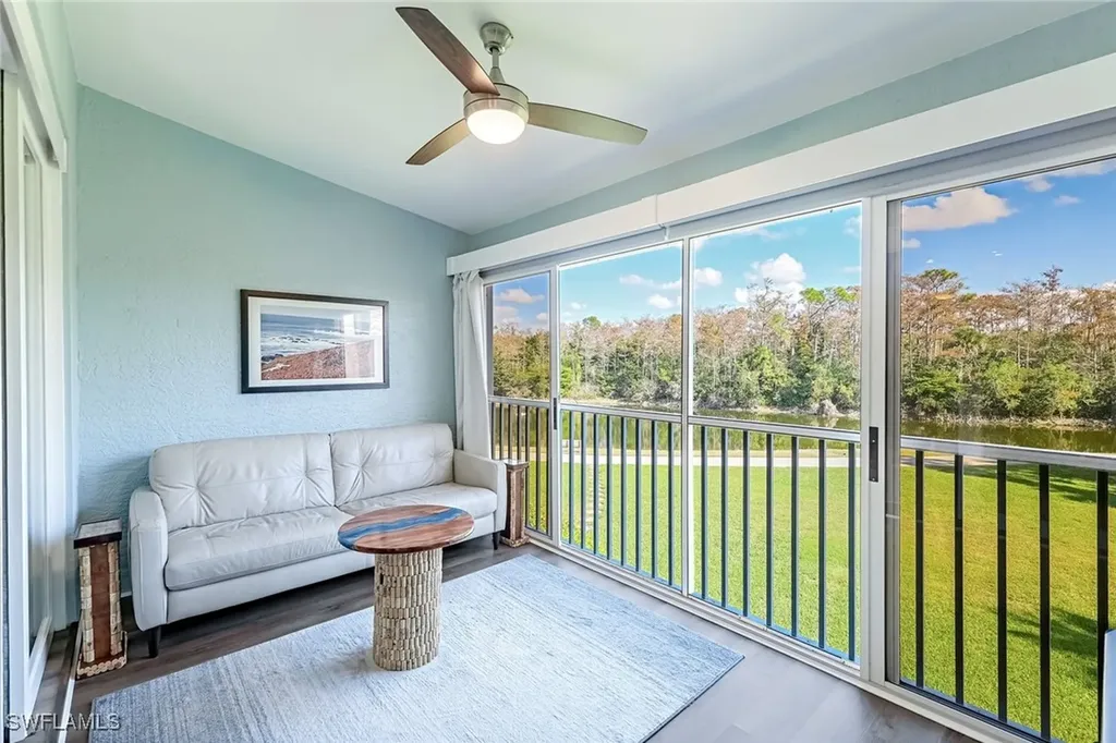 524 Lake Louise Circle Naples FL 34110