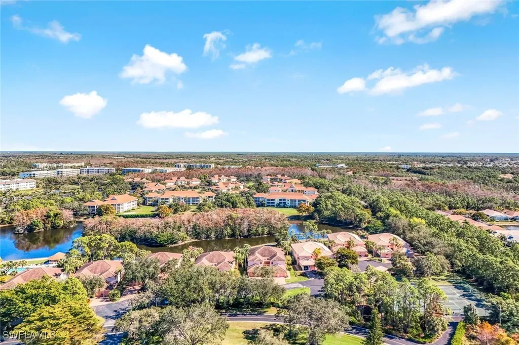 524 Lake Louise Circle Naples FL 34110