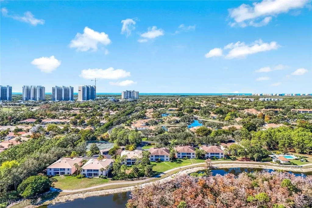 524 Lake Louise Circle Naples FL 34110