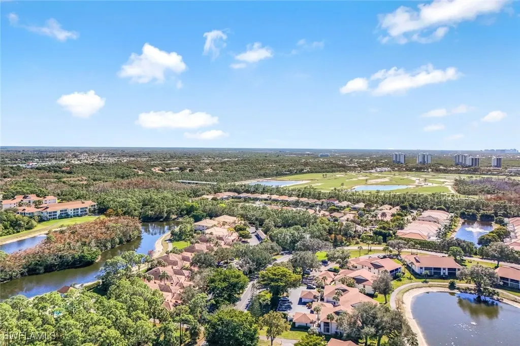 524 Lake Louise Circle Naples FL 34110