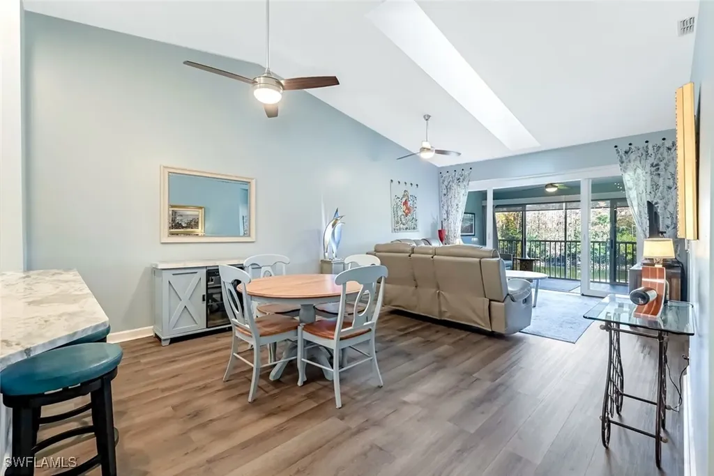 524 Lake Louise Circle Naples FL 34110