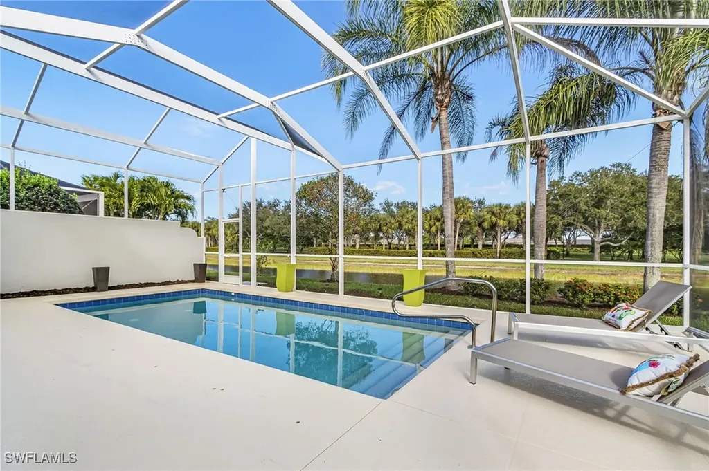 Naples FL, 7549 Garibaldi Court