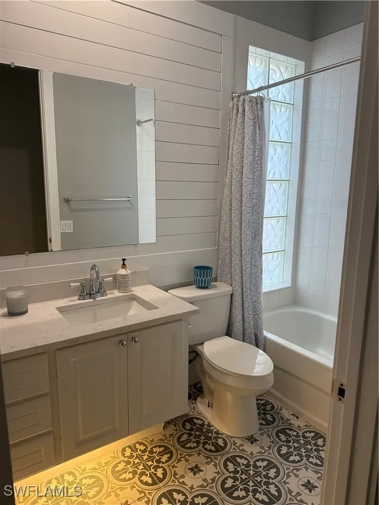 7549 Garibaldi Court Naples FL 34114