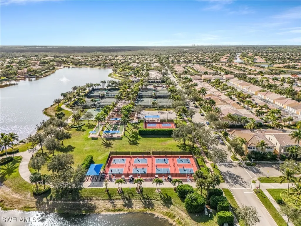 7549 Garibaldi Court Naples FL 34114