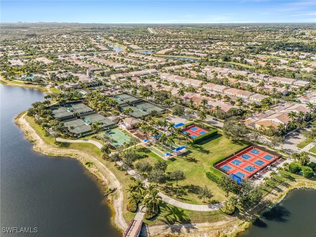 7549 Garibaldi Court Naples FL 34114