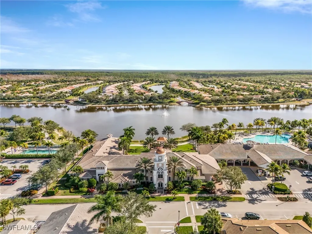 7549 Garibaldi Court Naples FL 34114