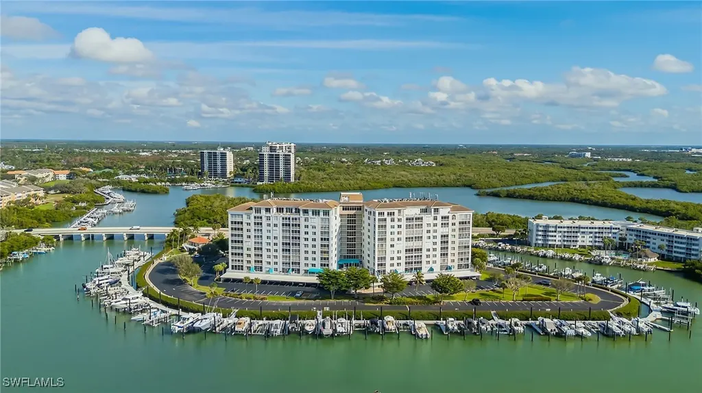 13105 Vanderbilt Drive Naples FL 34110
