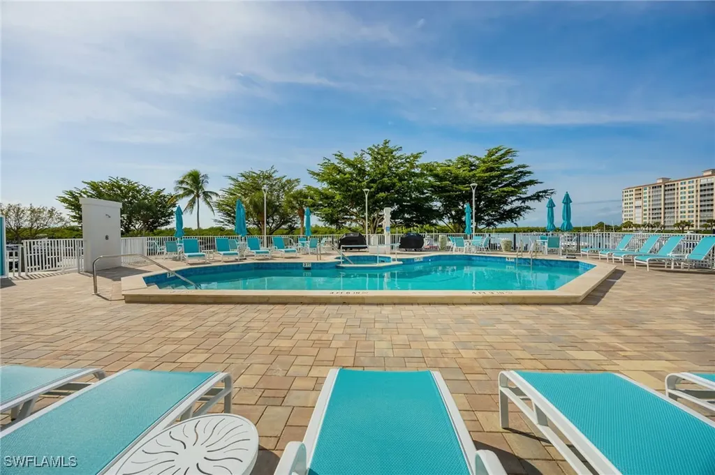 13105 Vanderbilt Drive Naples FL 34110