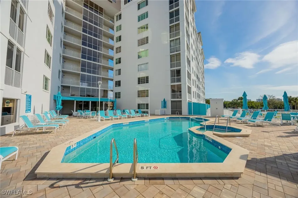 13105 Vanderbilt Drive Naples FL 34110