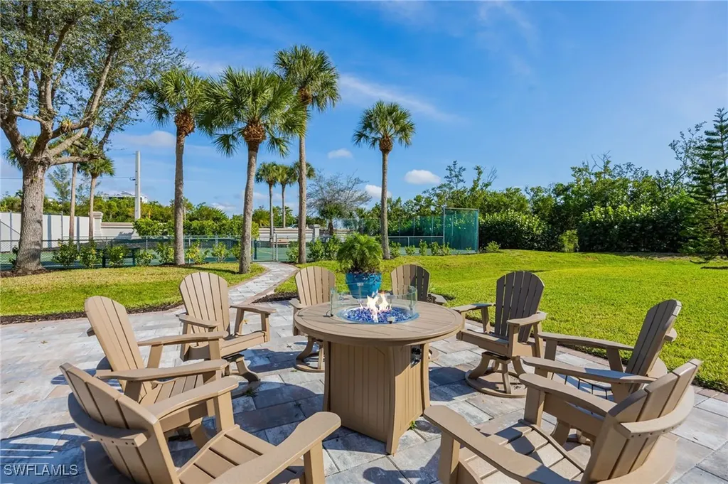 13105 Vanderbilt Drive Naples FL 34110