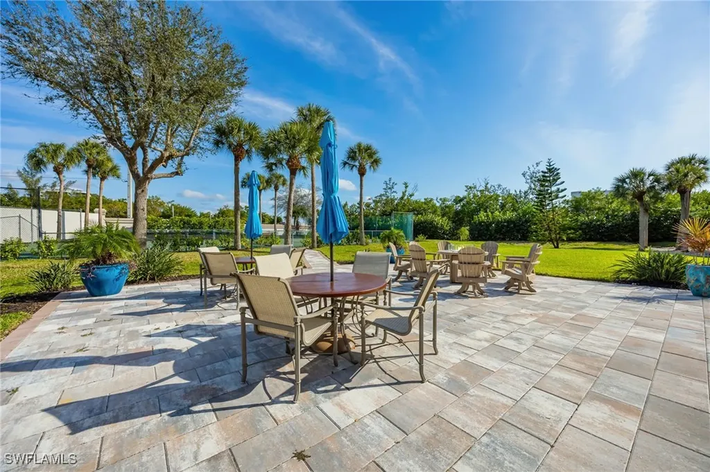 13105 Vanderbilt Drive Naples FL 34110