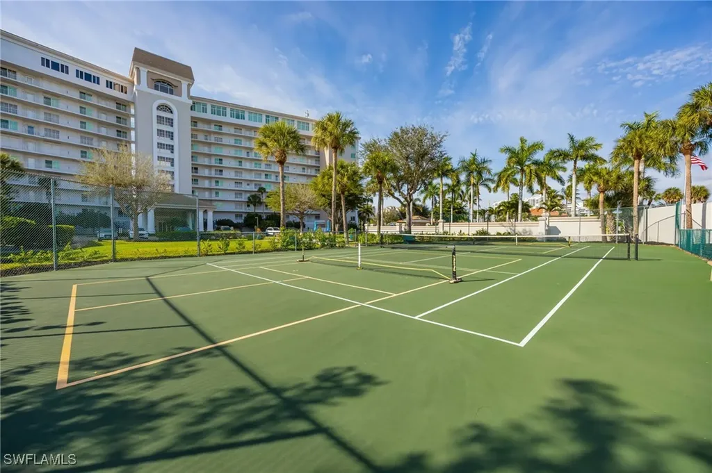 13105 Vanderbilt Drive Naples FL 34110