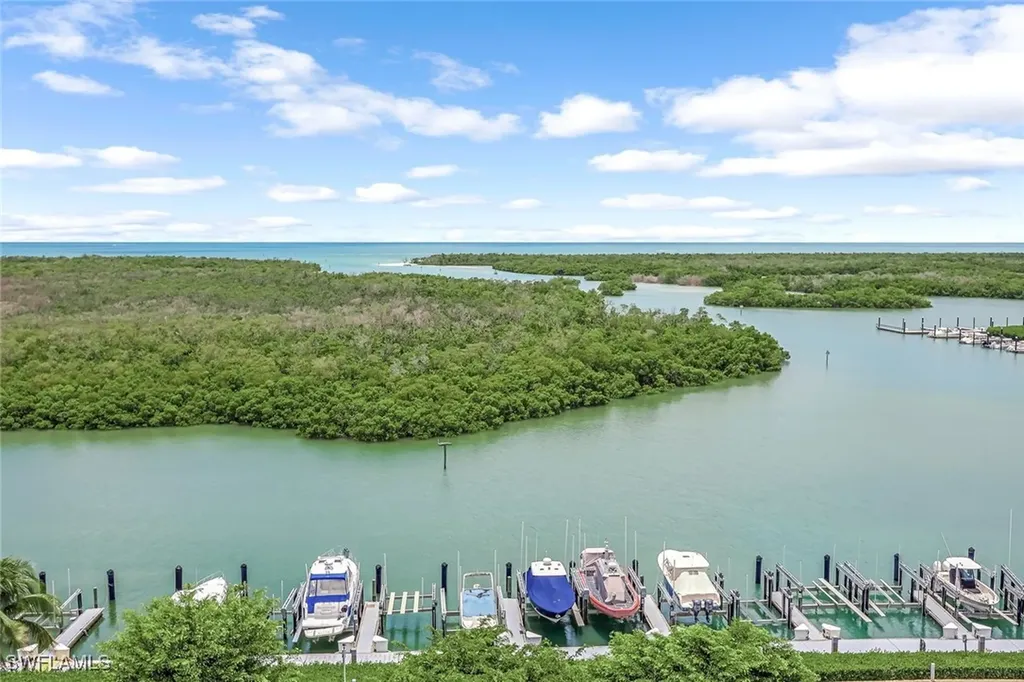 13105 Vanderbilt Drive Naples FL 34110