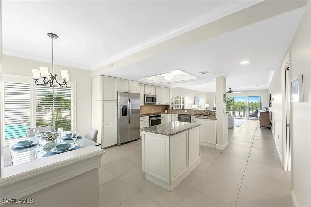 13105 Vanderbilt Drive Naples FL 34110