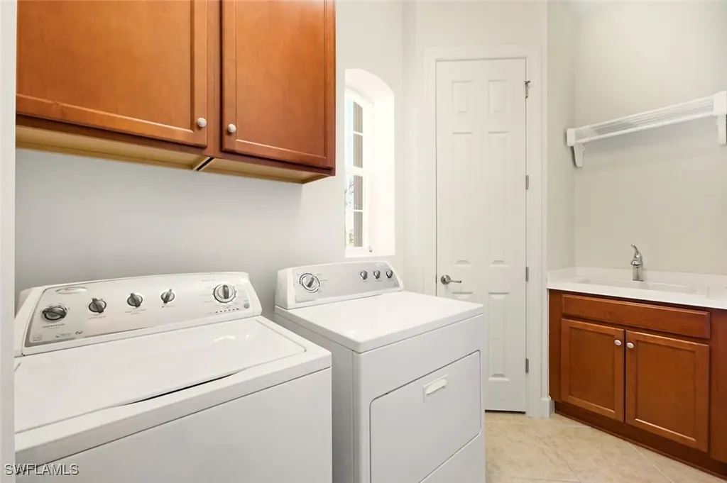10351 Glastonbury Circle Fort Myers FL 33913