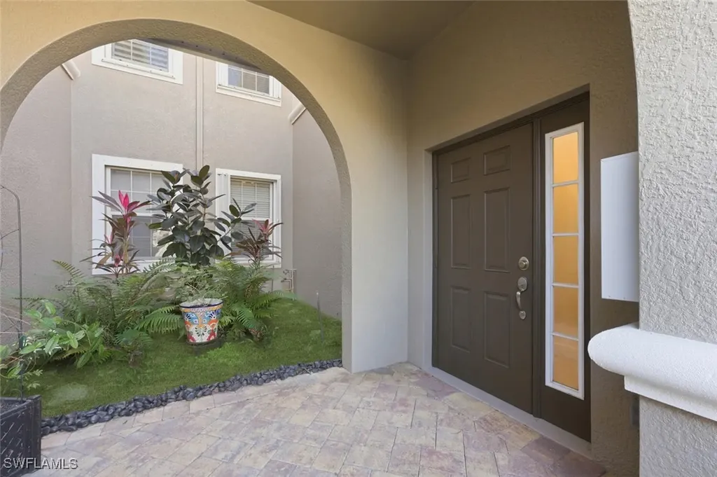 10351 Glastonbury Circle Fort Myers FL 33913