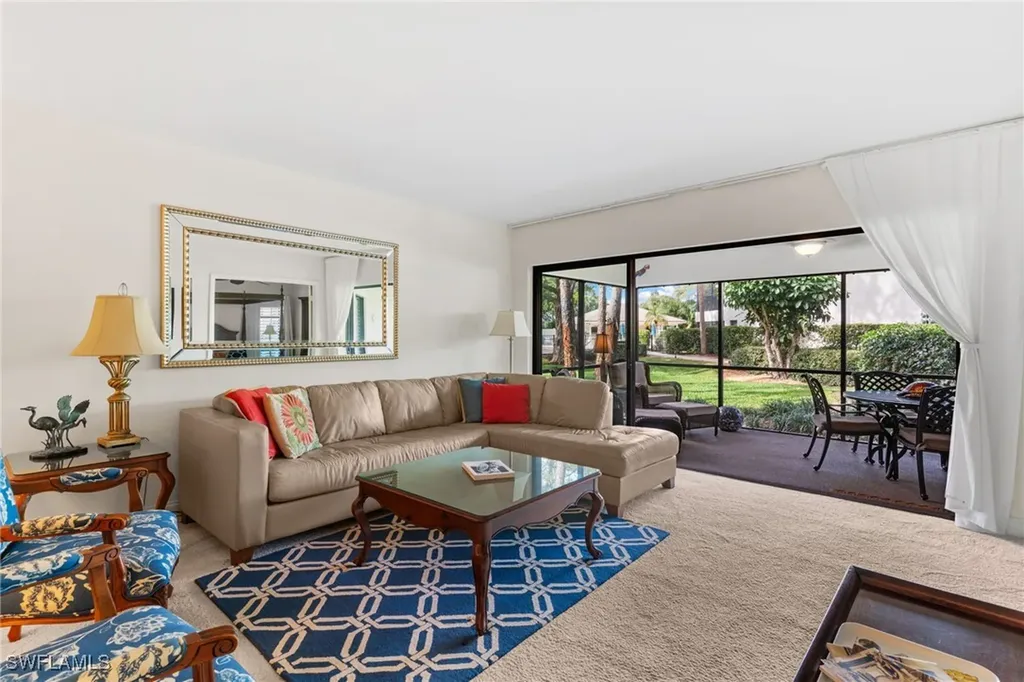1818 Kings Lake Boulevard Naples FL 34112