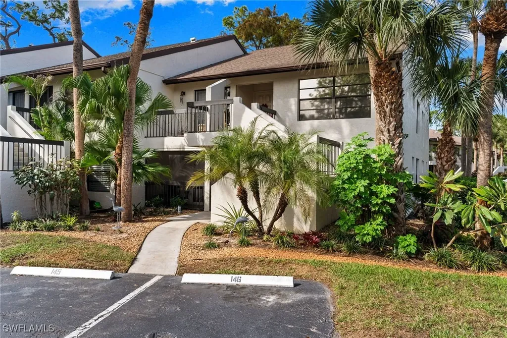 1818 Kings Lake Boulevard Naples FL 34112