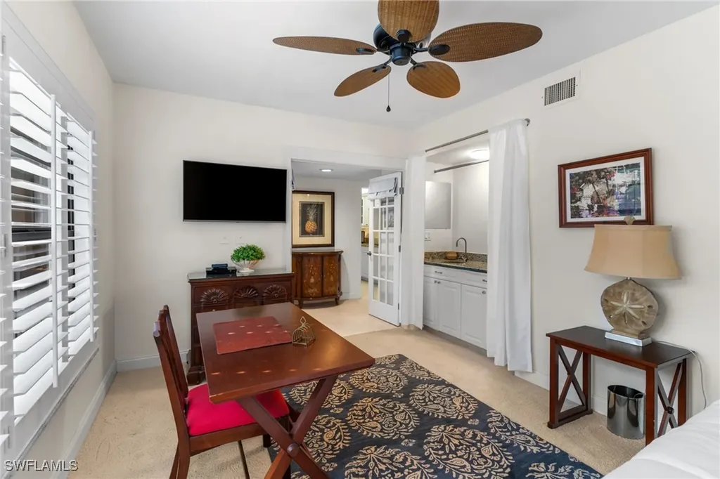 1818 Kings Lake Boulevard Naples FL 34112