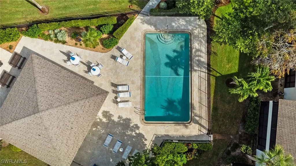 1818 Kings Lake Boulevard Naples FL 34112