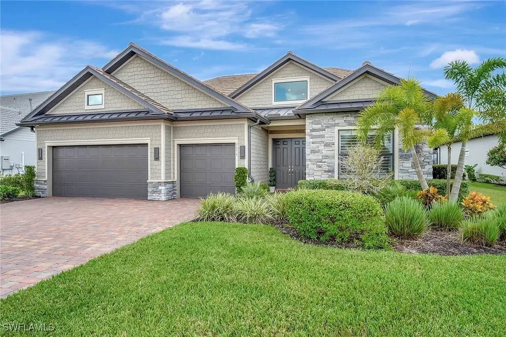 9574 Everglades Drive Naples FL 34120
