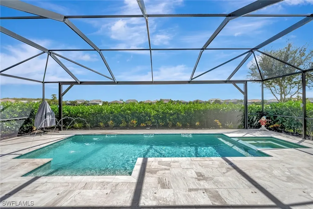 9574 Everglades Drive Naples FL 34120