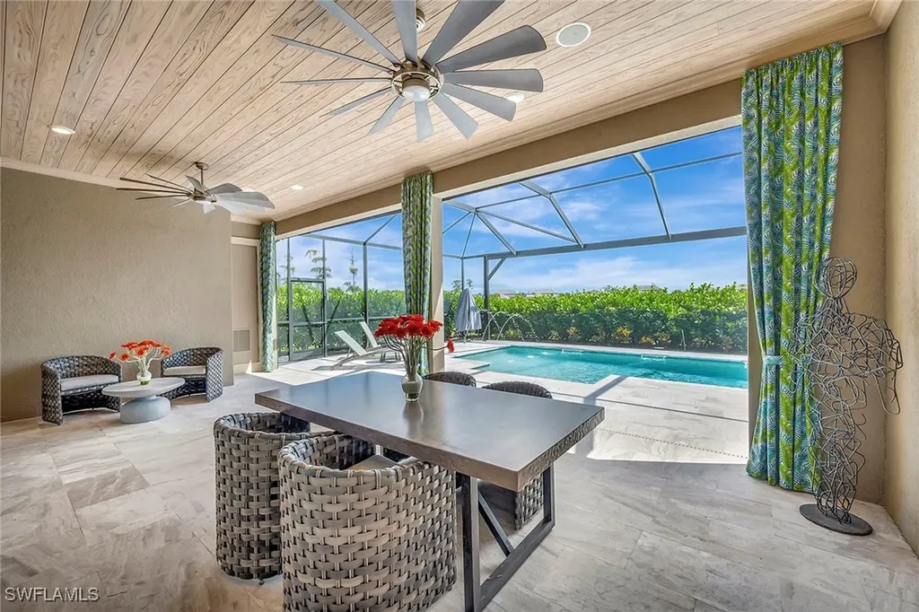 9574 Everglades Drive Naples FL 34120