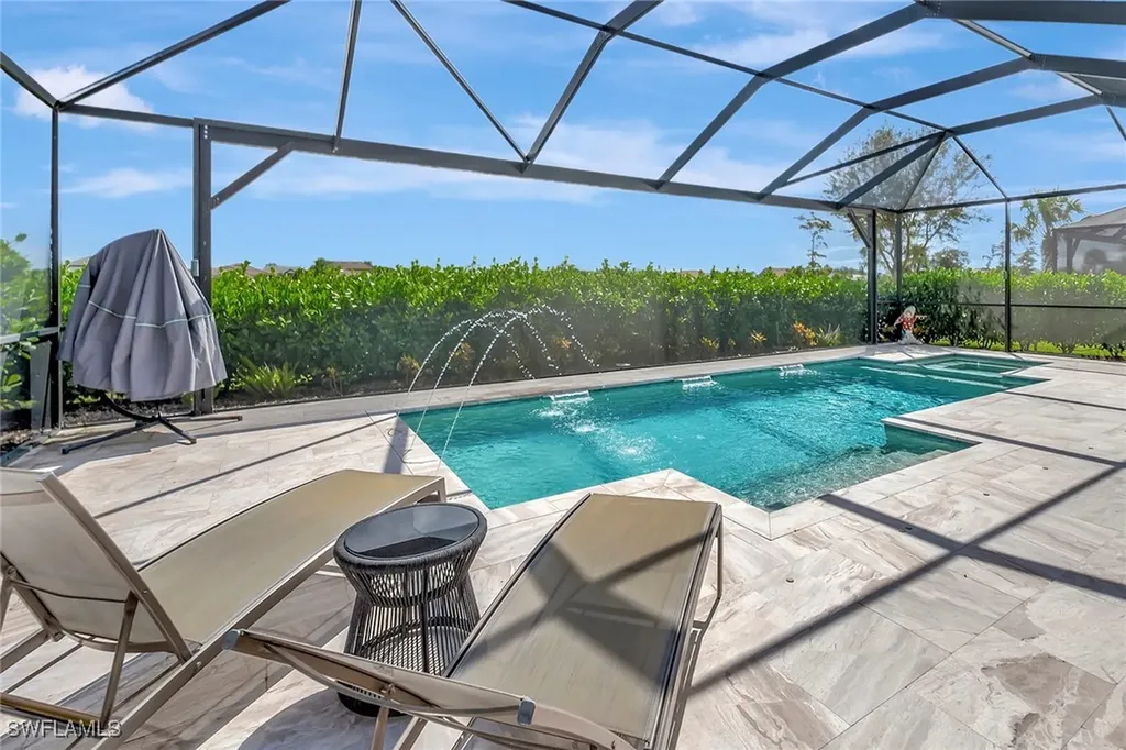 9574 Everglades Drive Naples FL 34120