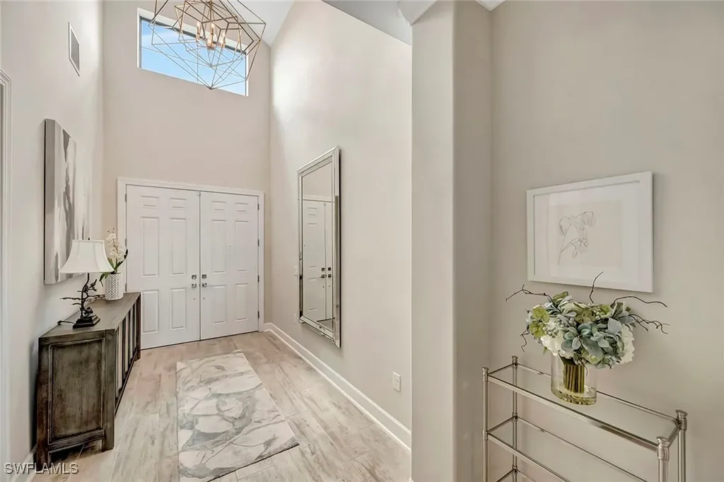 9574 Everglades Drive Naples FL 34120