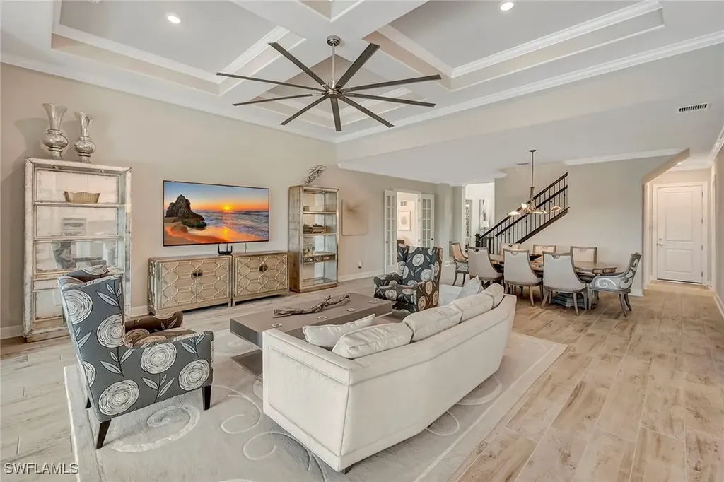 9574 Everglades Drive Naples FL 34120