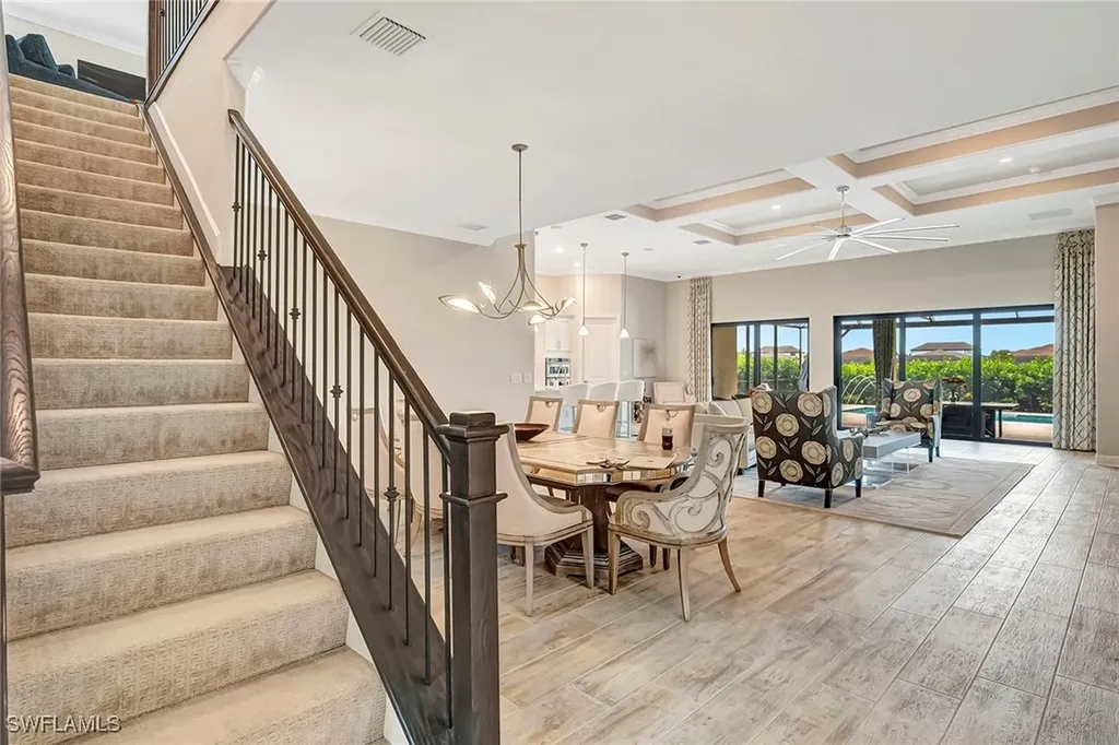 9574 Everglades Drive Naples FL 34120