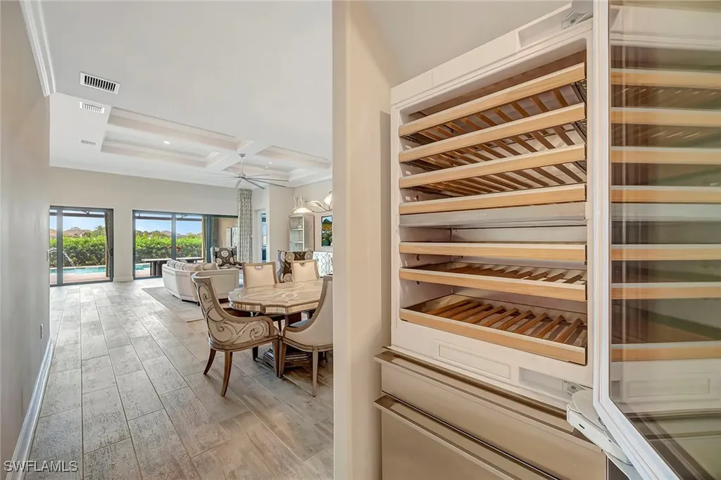 9574 Everglades Drive Naples FL 34120