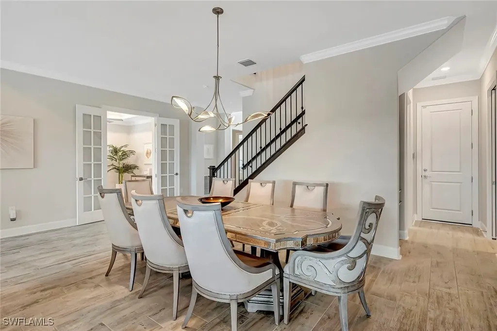 9574 Everglades Drive Naples FL 34120