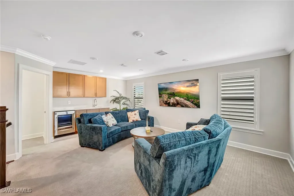 9574 Everglades Drive Naples FL 34120
