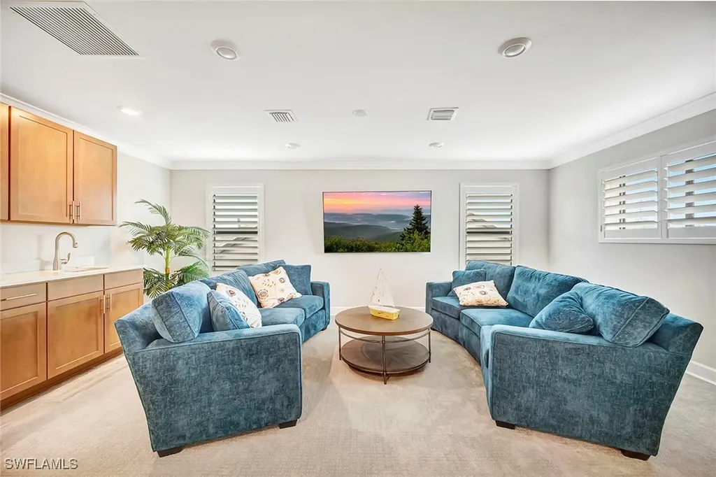 9574 Everglades Drive Naples FL 34120