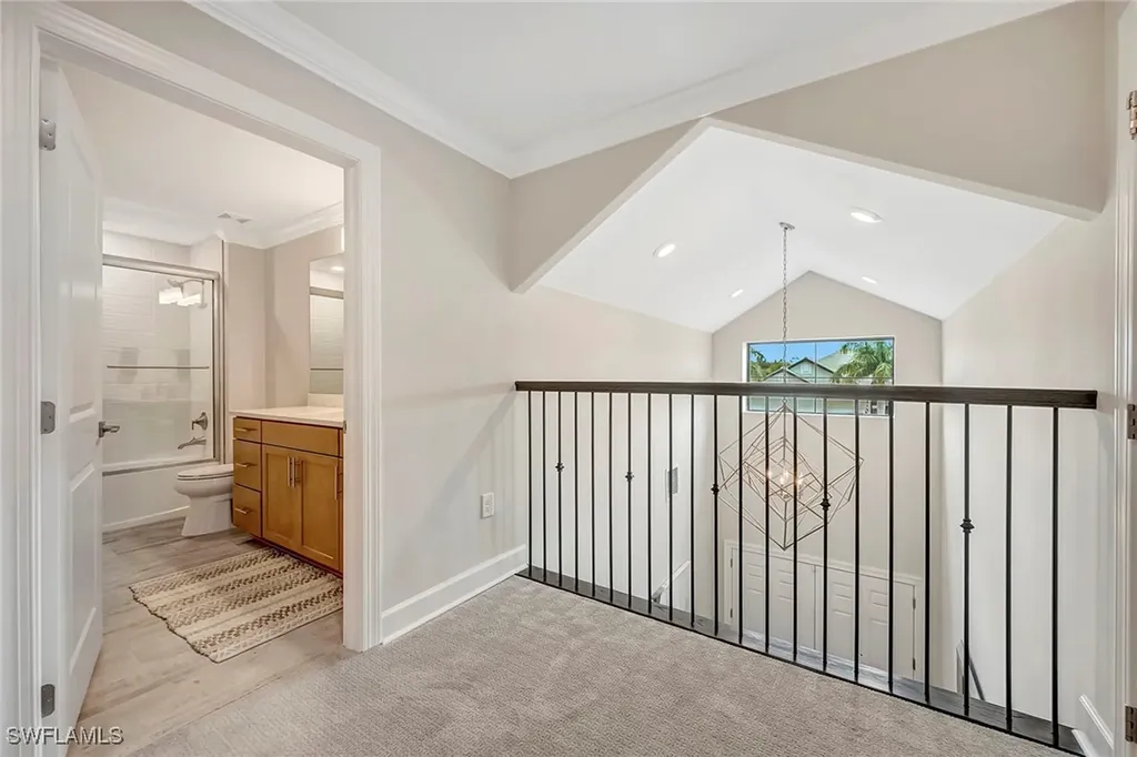 9574 Everglades Drive Naples FL 34120